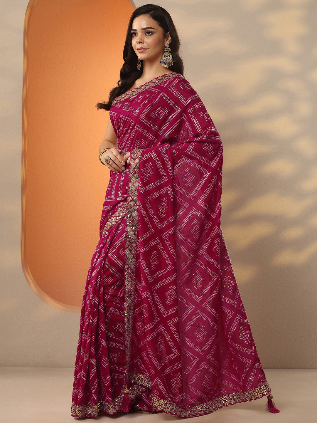 Pink Bandhani Printed Silk Blend Saree With Unstitched Blouse Piece