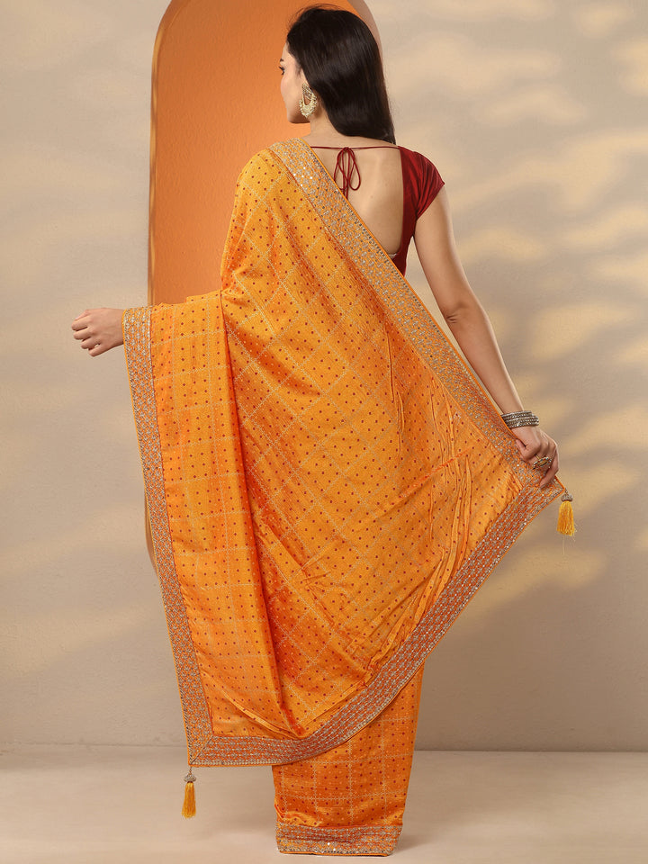 Mustard Bandhani Printed Silk Blend Saree With Unstitched Blouse Piece