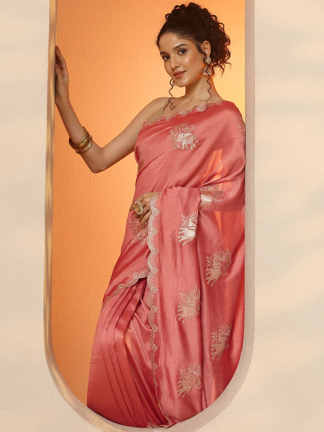 Pink Embellished Chinon Saree With Unstitched Blouse Piece