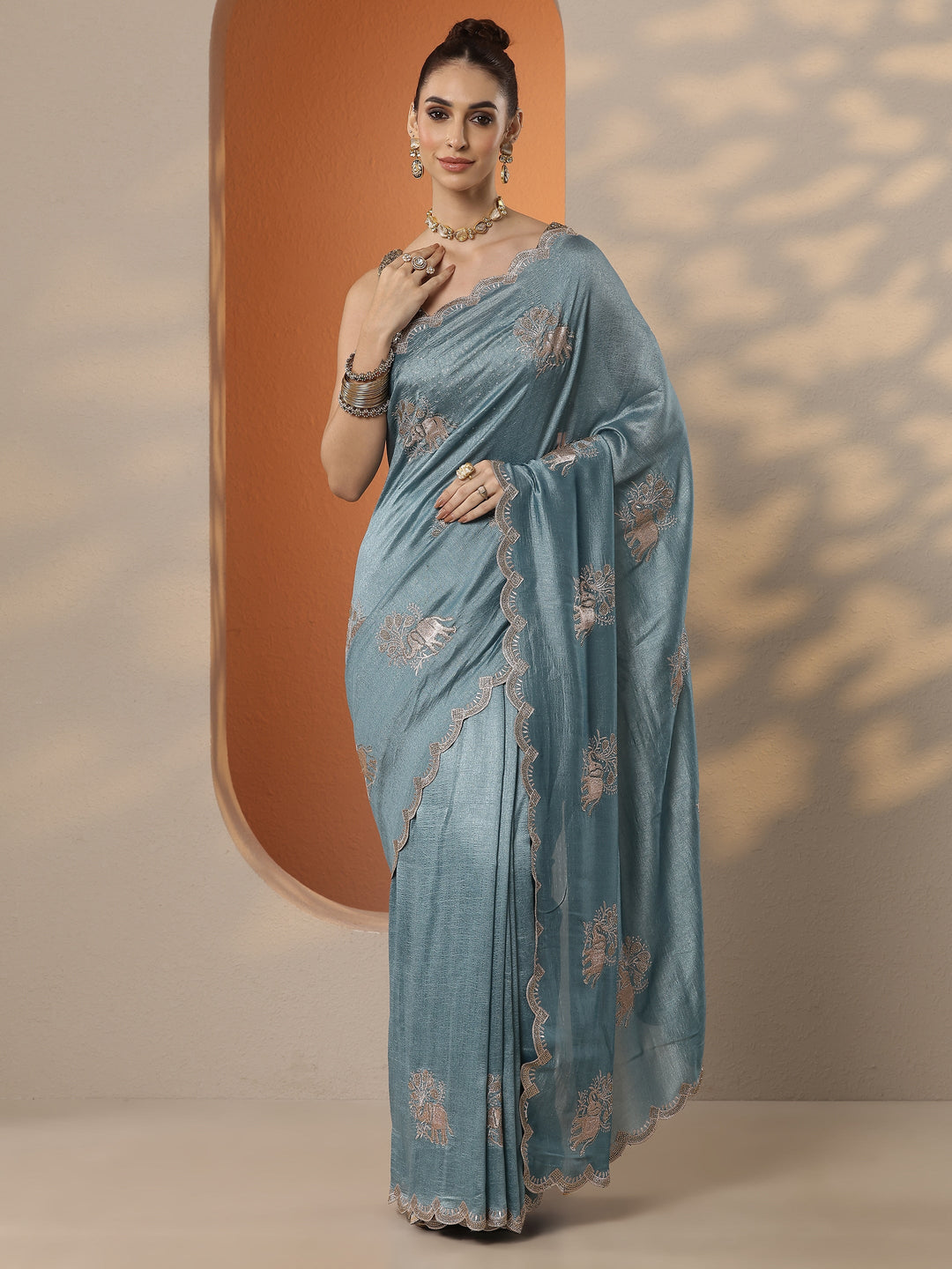 Blue Embellished Chinon Saree With Unstitched Blouse Piece