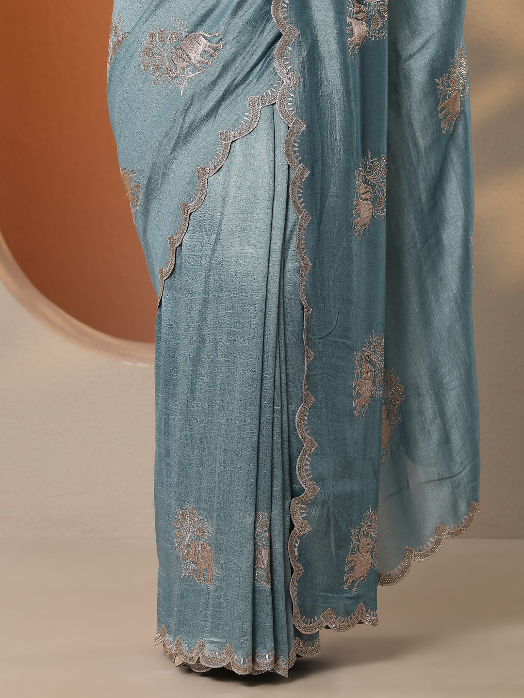 Blue Embellished Chinon Saree With Unstitched Blouse Piece