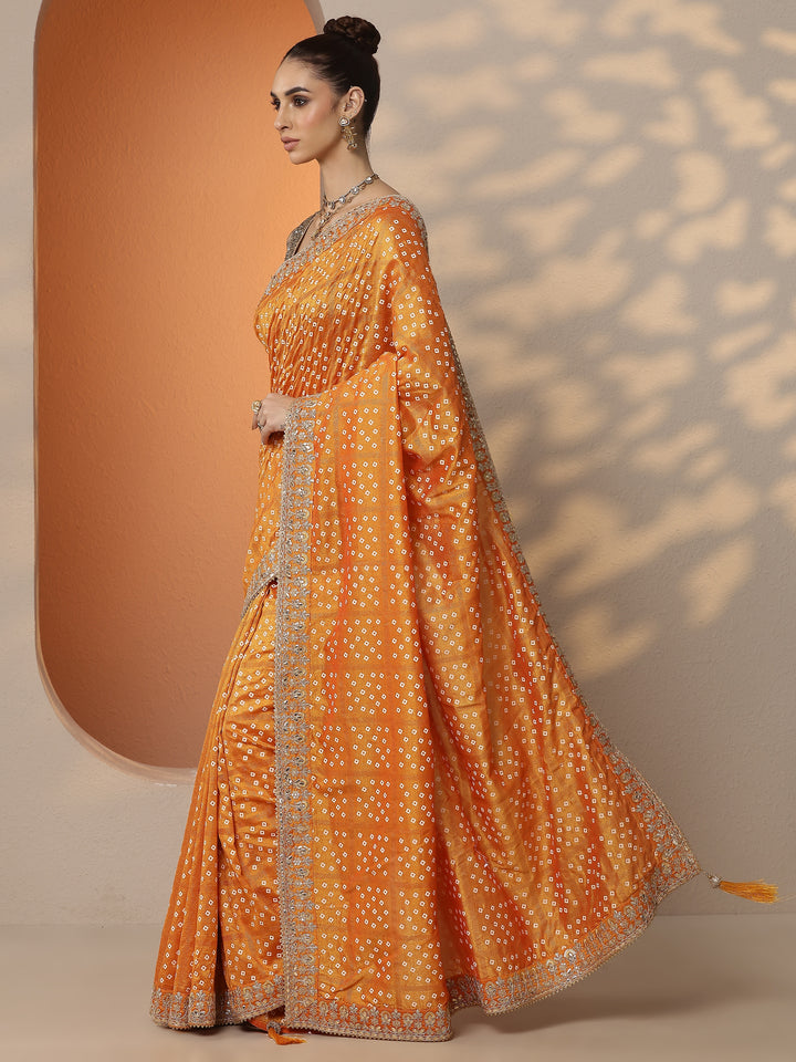Mustard Bandhani Printed Silk Blend Saree With Unstitched Blouse Piece