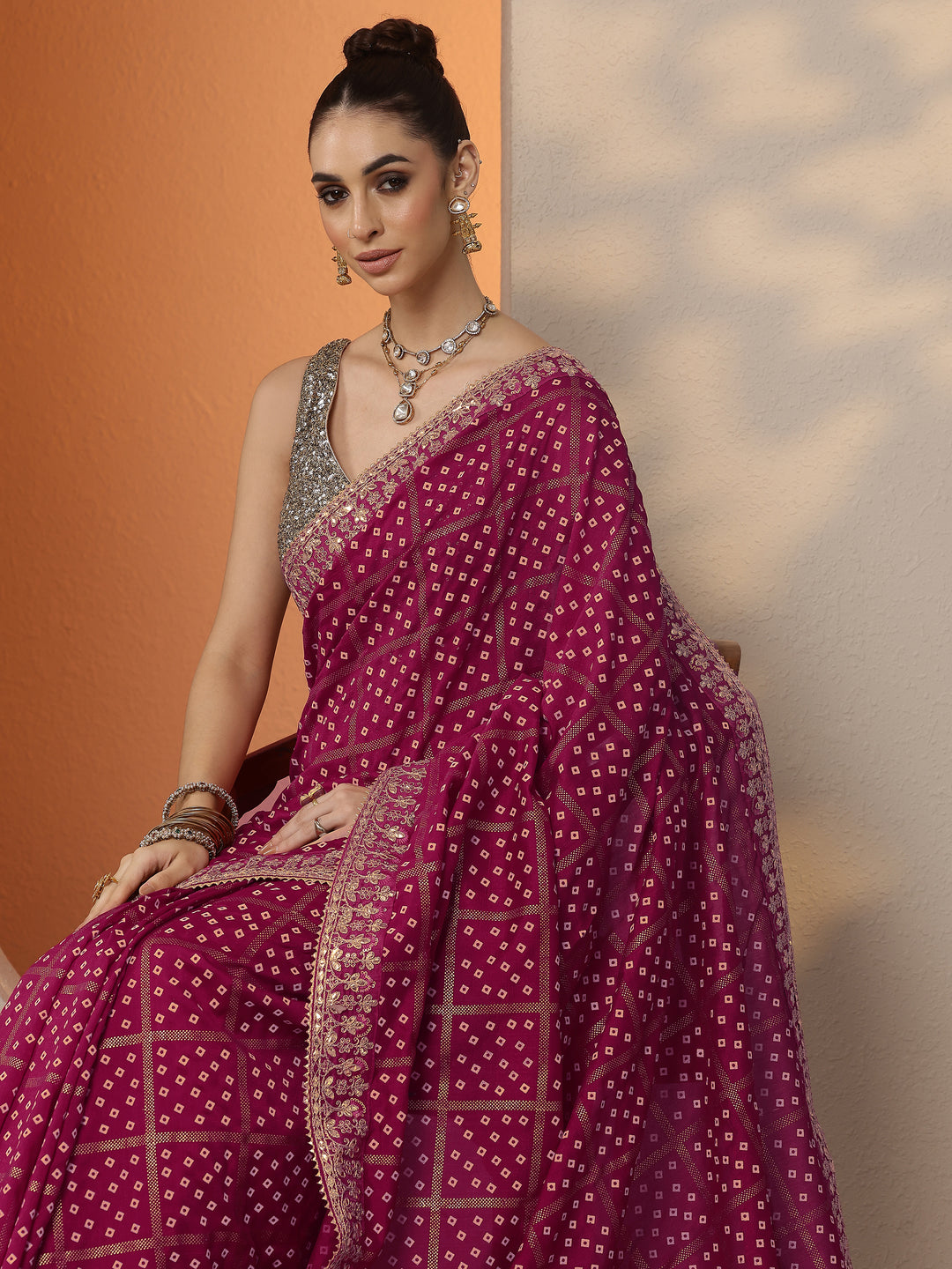 Pink Bandhani Printed Silk Blend Saree With Unstitched Blouse Piece
