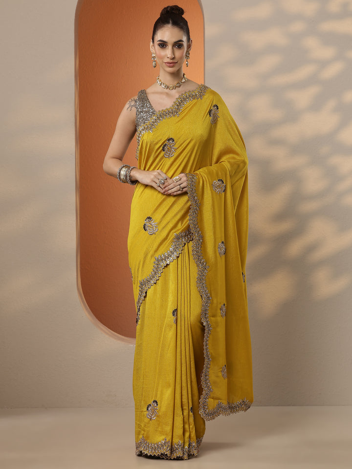 Mustard Embellished Silk Blend Saree With Unstitched Blouse Piece
