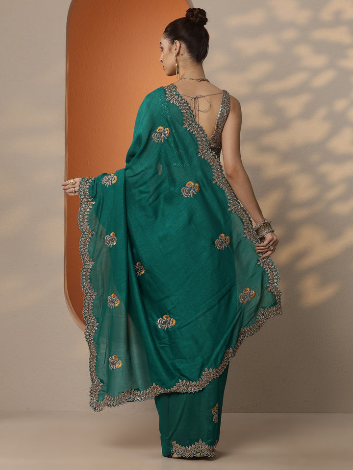 Green Embellished Silk Blend Saree With Unstitched Blouse Piece