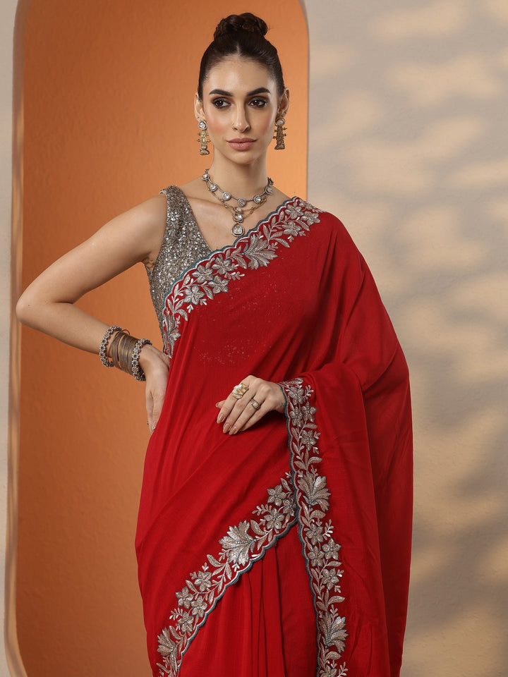 Red Solid Silk Blend Saree With Unstitched Blouse Piece
