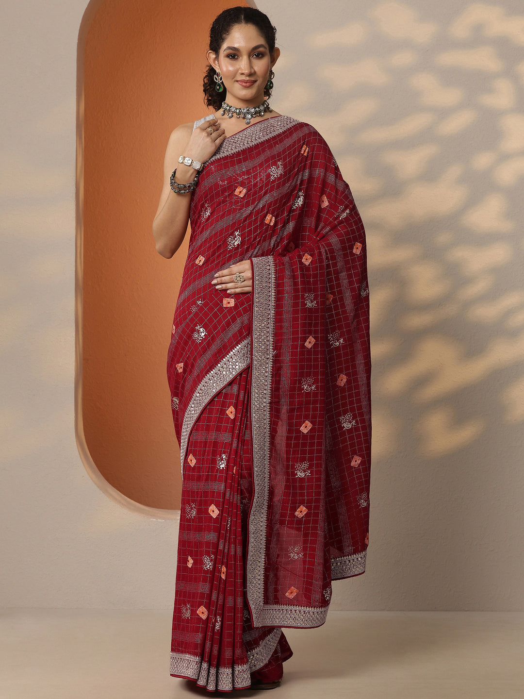 Red Printed Silk Blend Saree With Unstitched Blouse Piece
