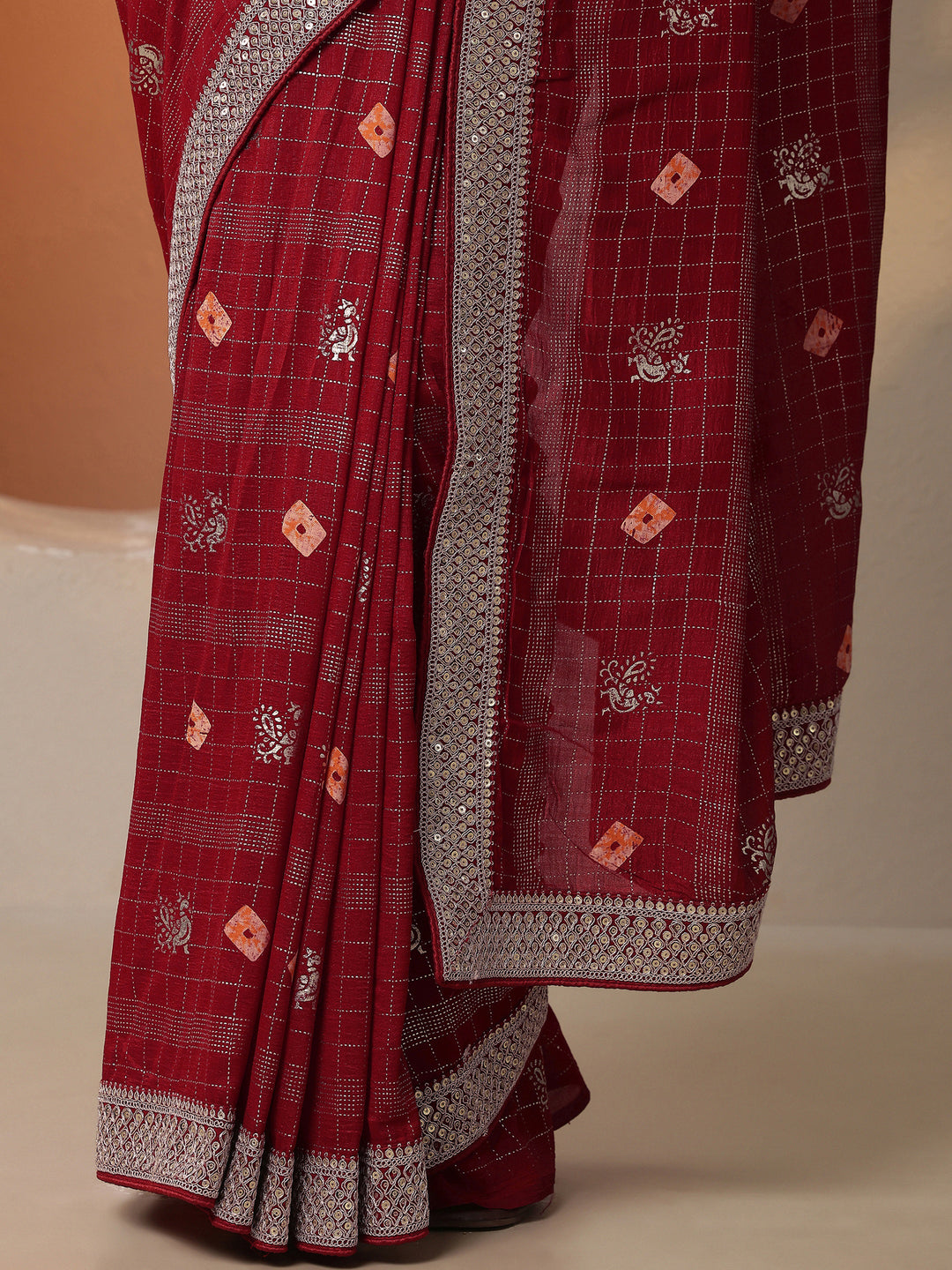 Red Printed Silk Blend Saree With Unstitched Blouse Piece