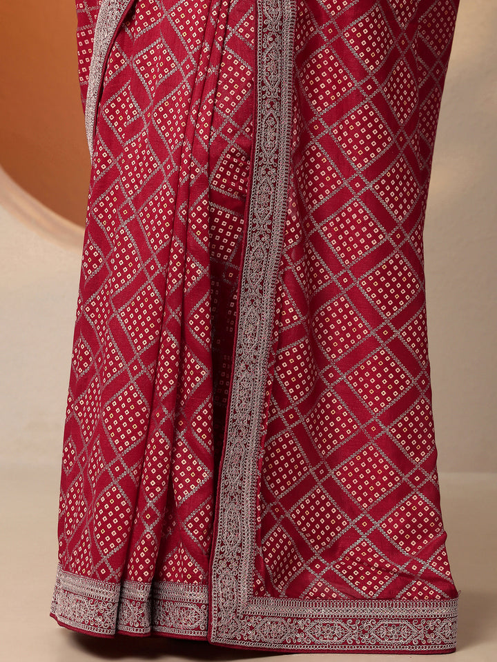 Red Bandhani Printed Silk Blend Saree With Unstitched Blouse Piece
