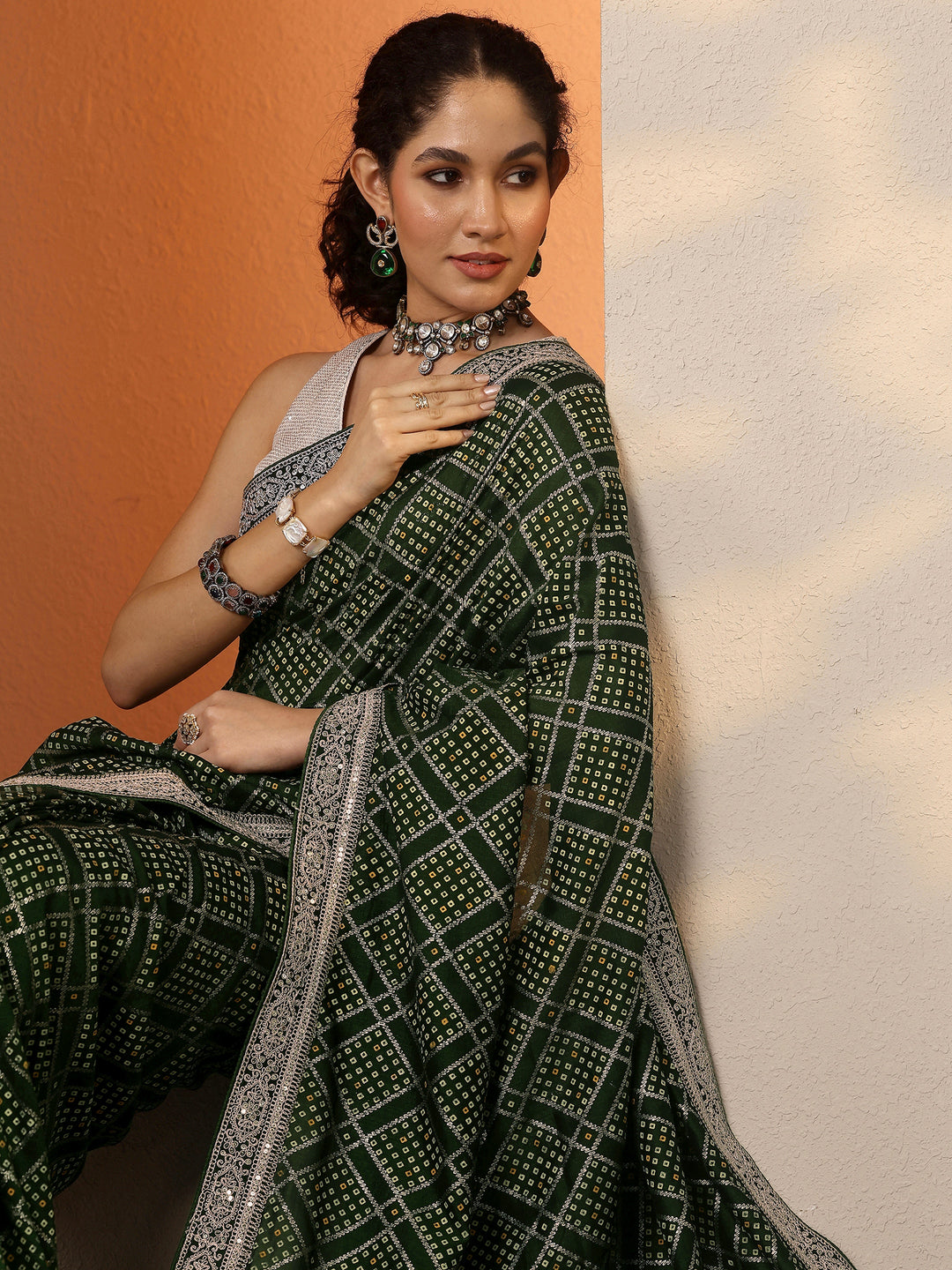 Green Bandhani Printed Silk Blend Saree With Unstitched Blouse Piece