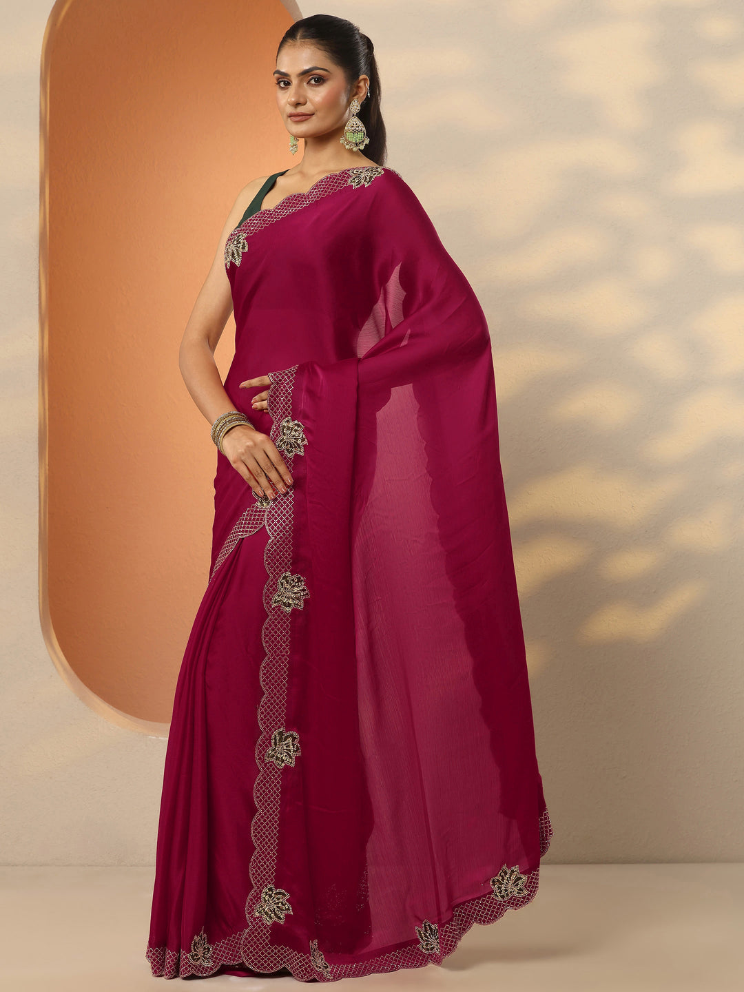 Red Solid Chiffon Saree With Unstitched Blouse Piece