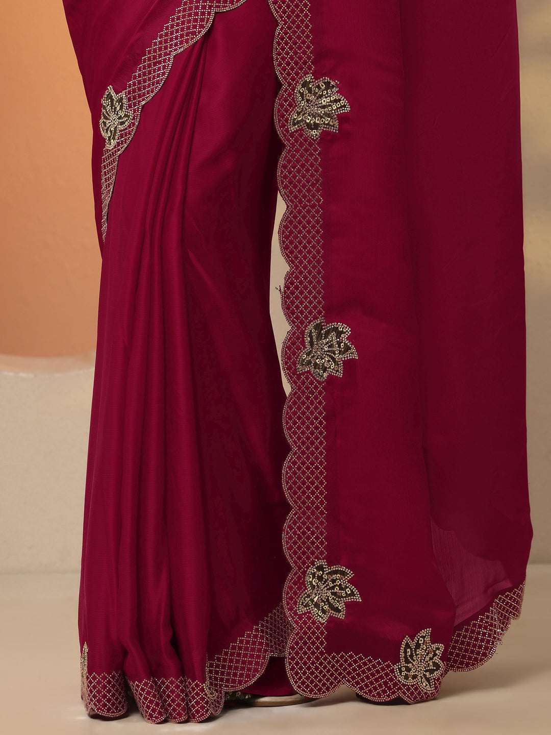 Red Solid Chiffon Saree With Unstitched Blouse Piece