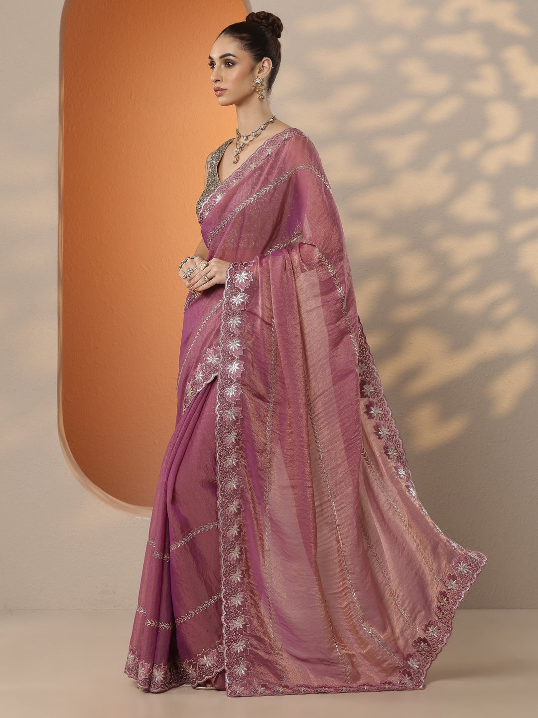 Pink Embellished Organza Saree With Unstitched Blouse Piece