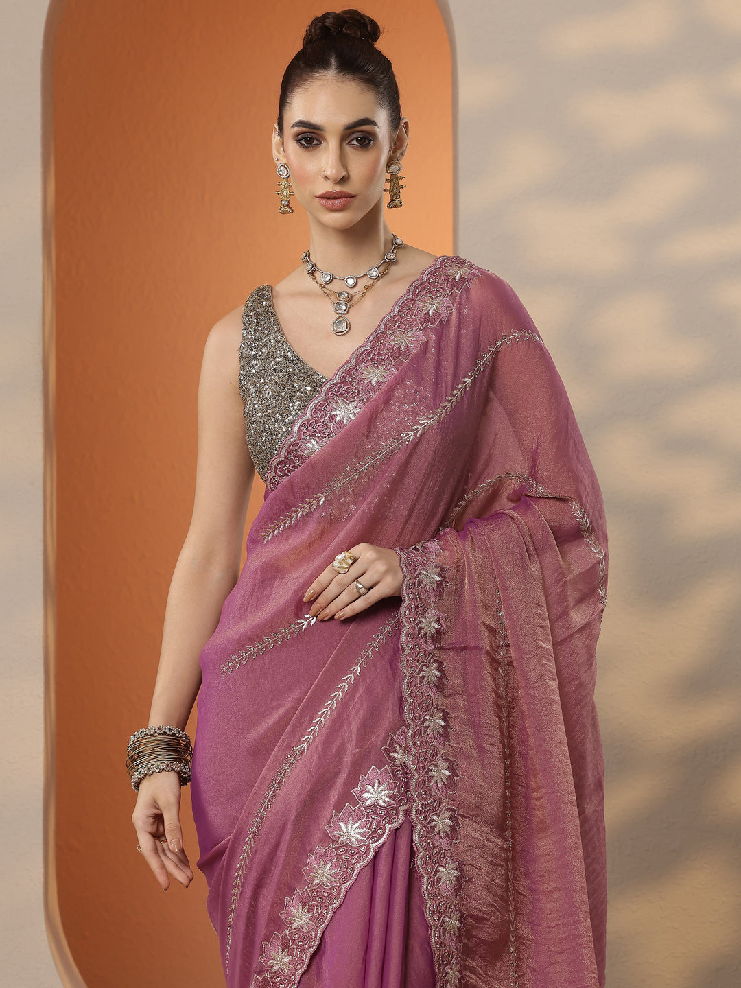 Pink Embellished Organza Saree With Unstitched Blouse Piece
