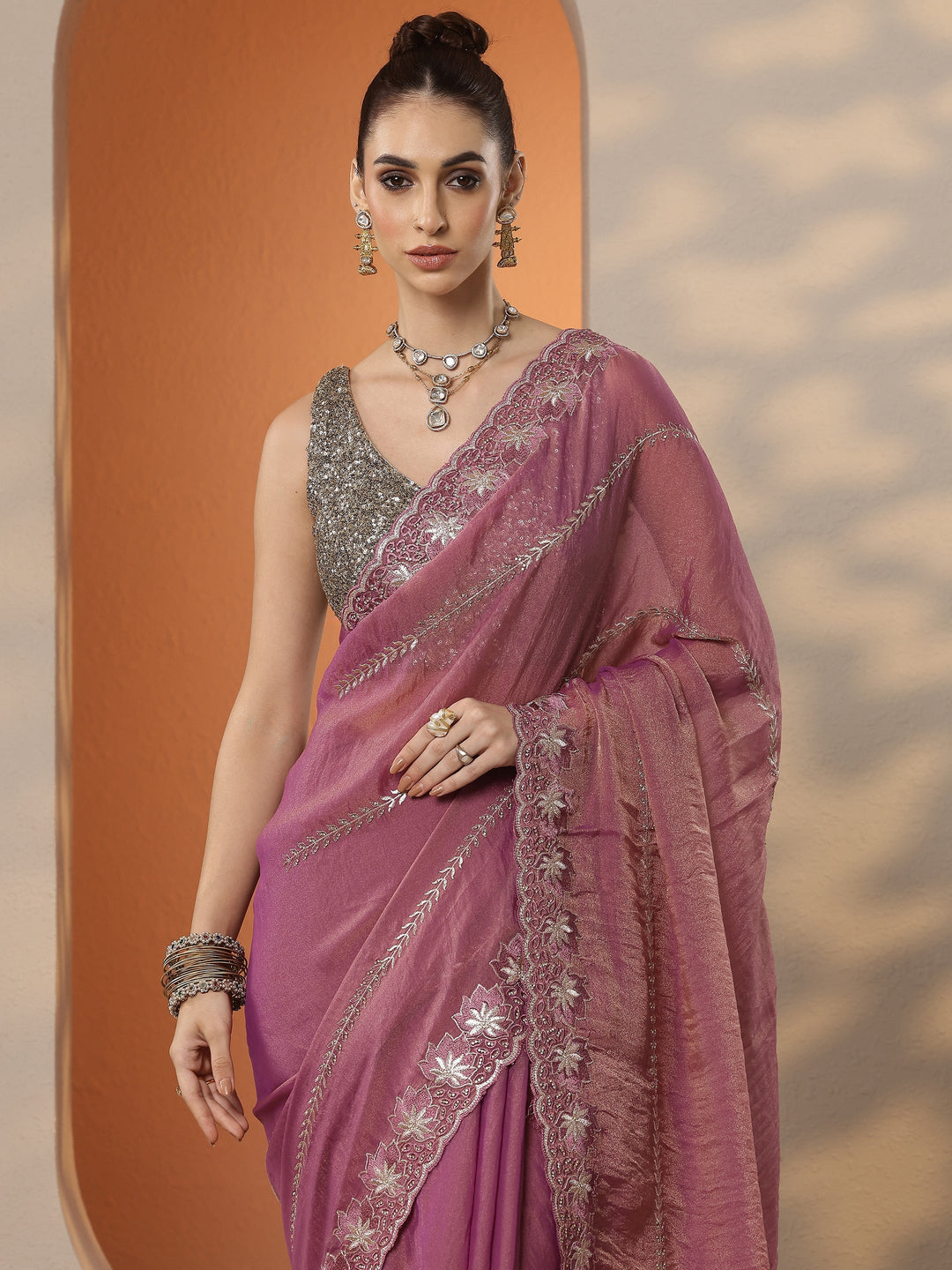 Pink Embellished Organza Saree With Unstitched Blouse Piece