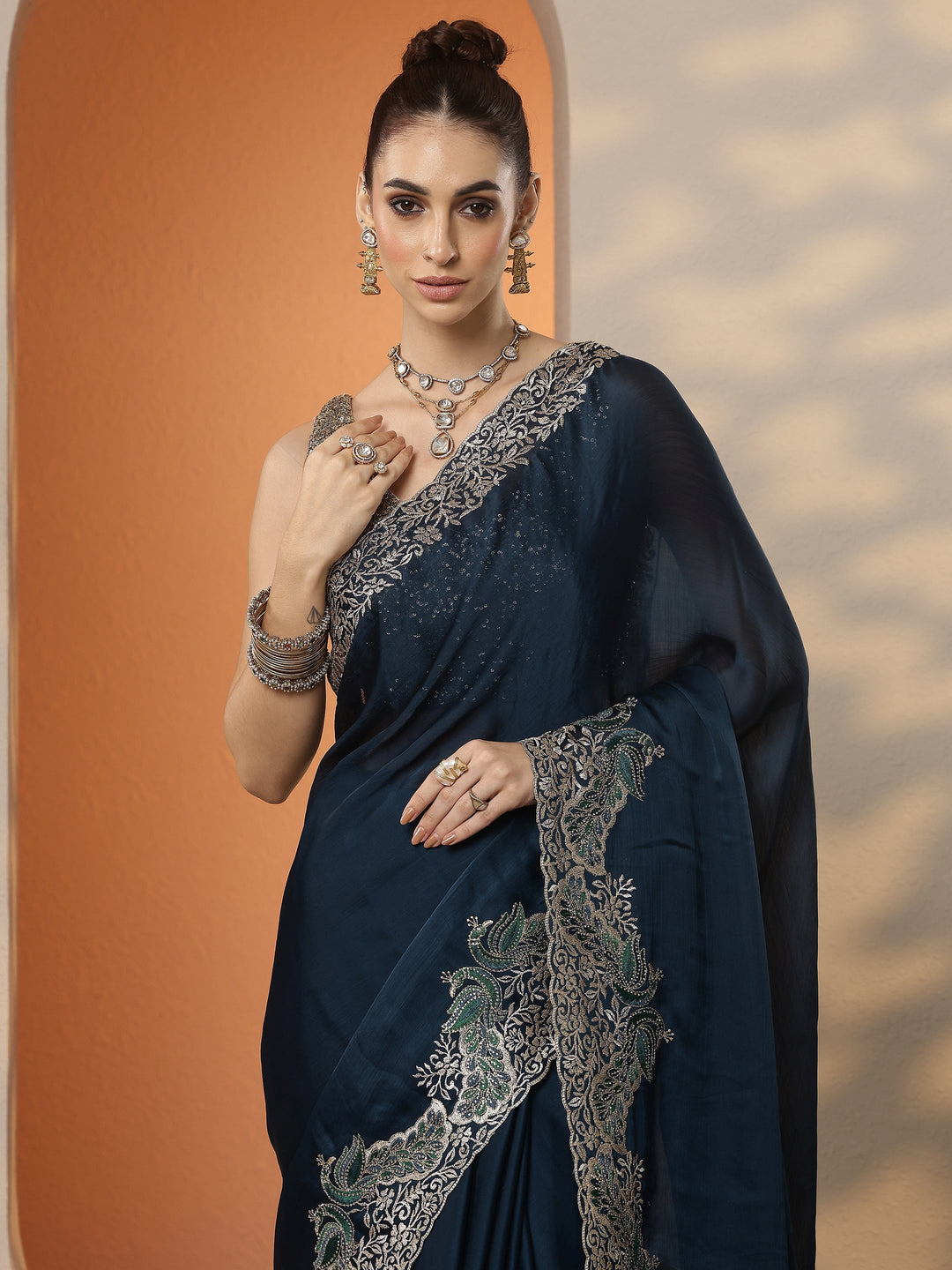 Navy Blue Solid Chiffon Saree With Unstitched Blouse Piece