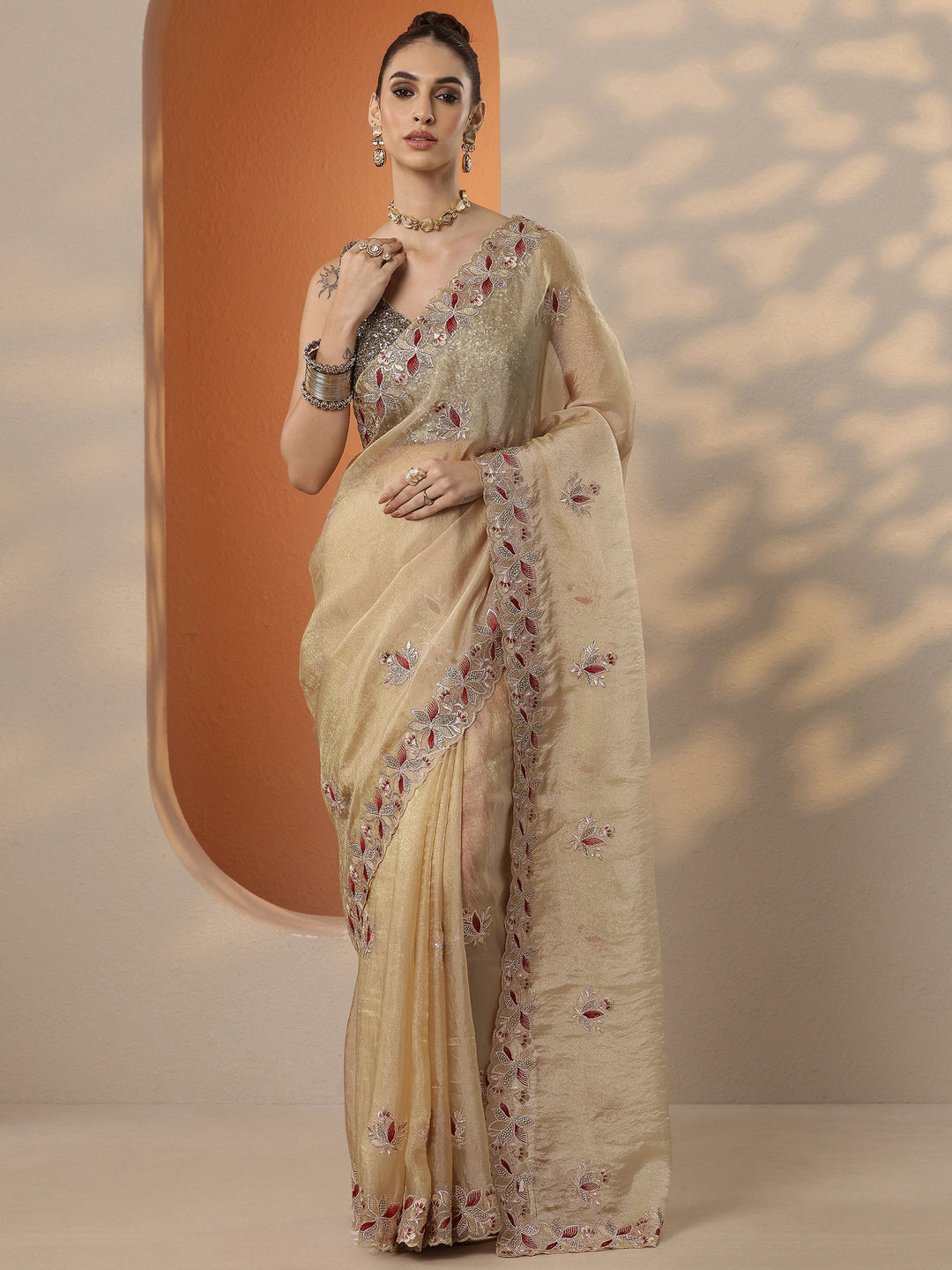 Beige Embroidered Organza Saree With Unstitched Blouse Piece