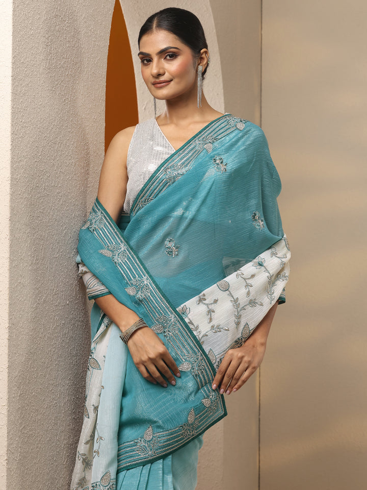 Blue Embellished Organza Saree With Unstitched Blouse Piece