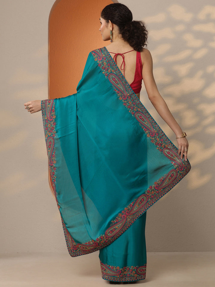 Green Solid Chiffon Saree With Unstitched Blouse Piece