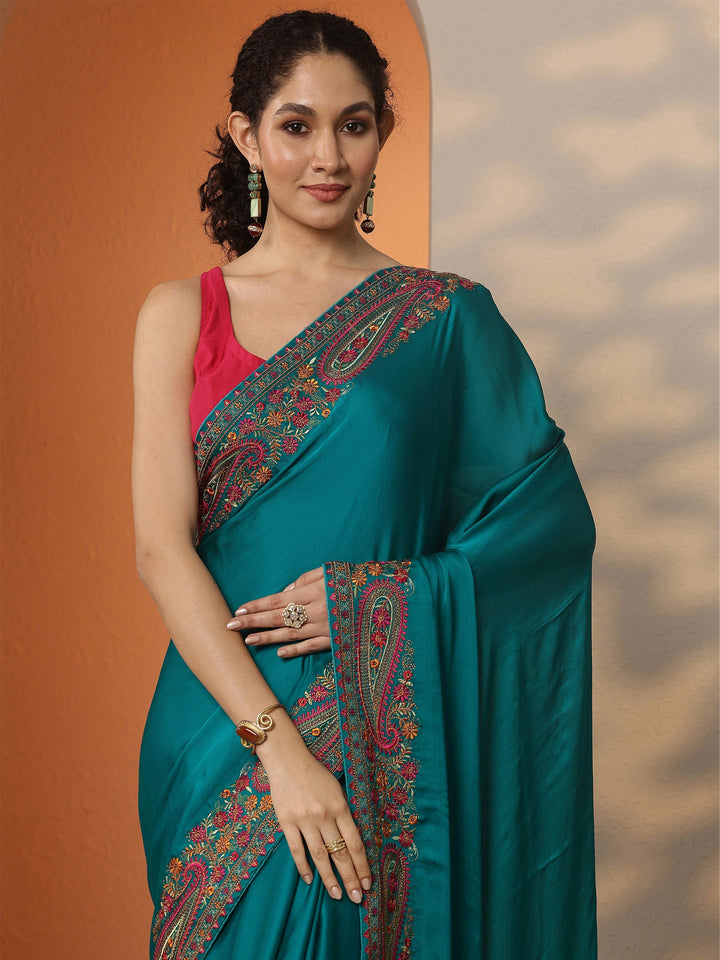Green Solid Chiffon Saree With Unstitched Blouse Piece