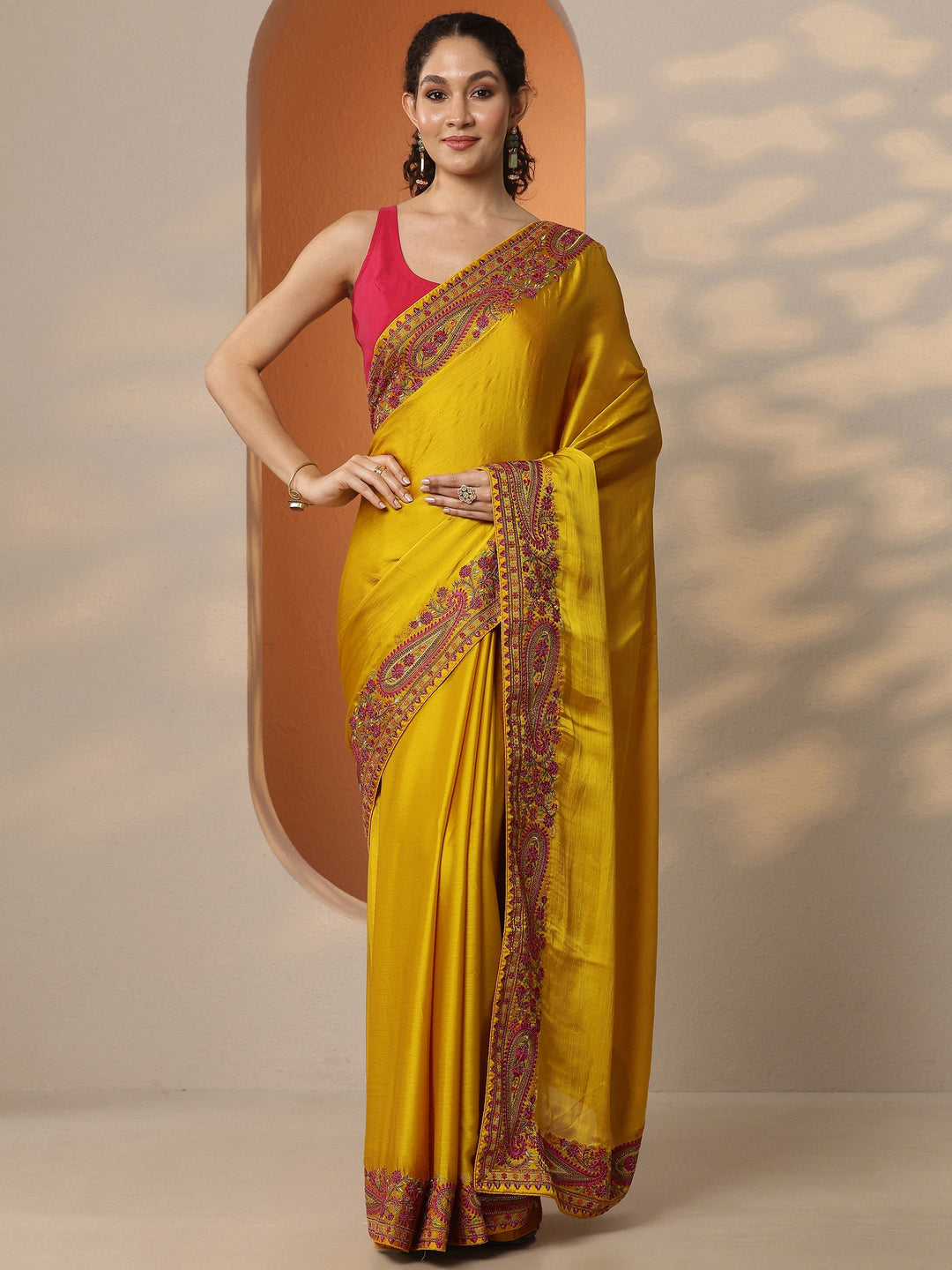 Mustard Solid Chiffon Saree With Unstitched Blouse Piece