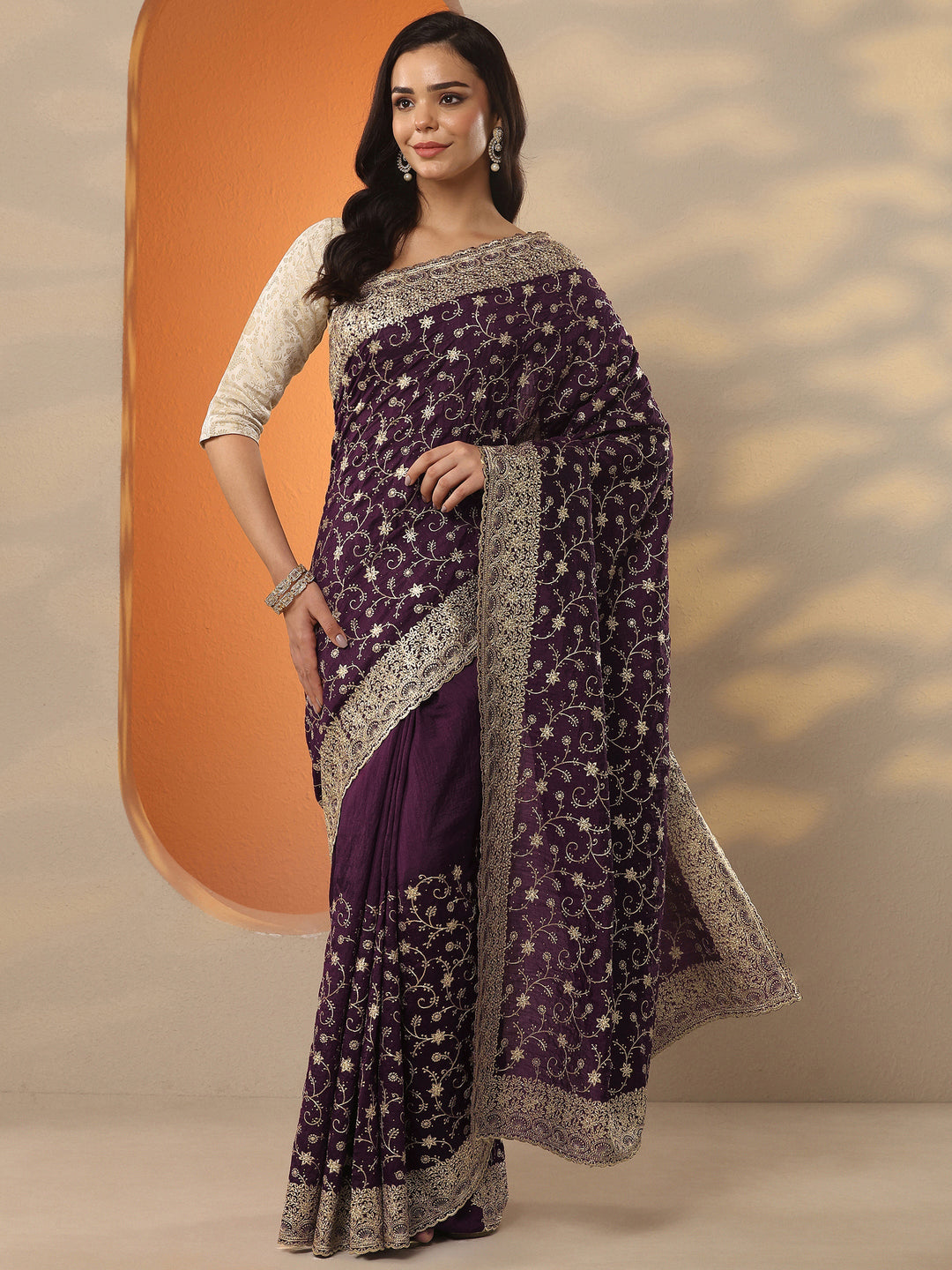 Burgundy Embellished Silk Blend Saree With Unstitched Blouse Piece