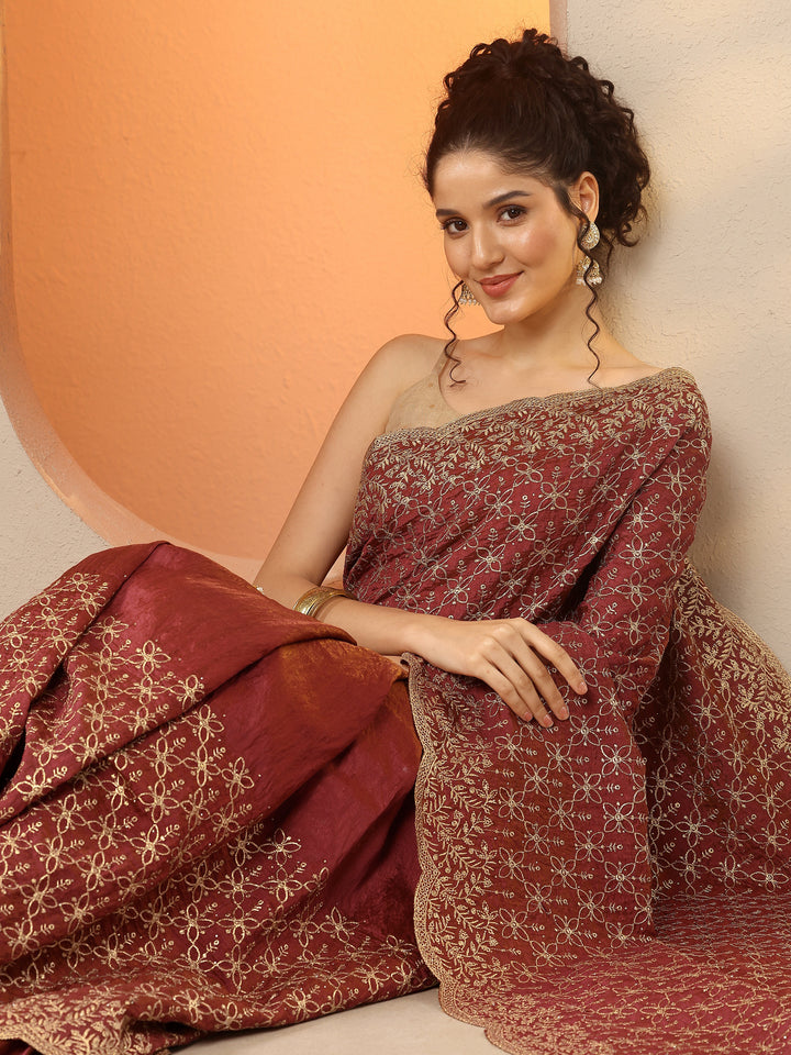Rust Embellished Silk Blend Saree With Unstitched Blouse Piece