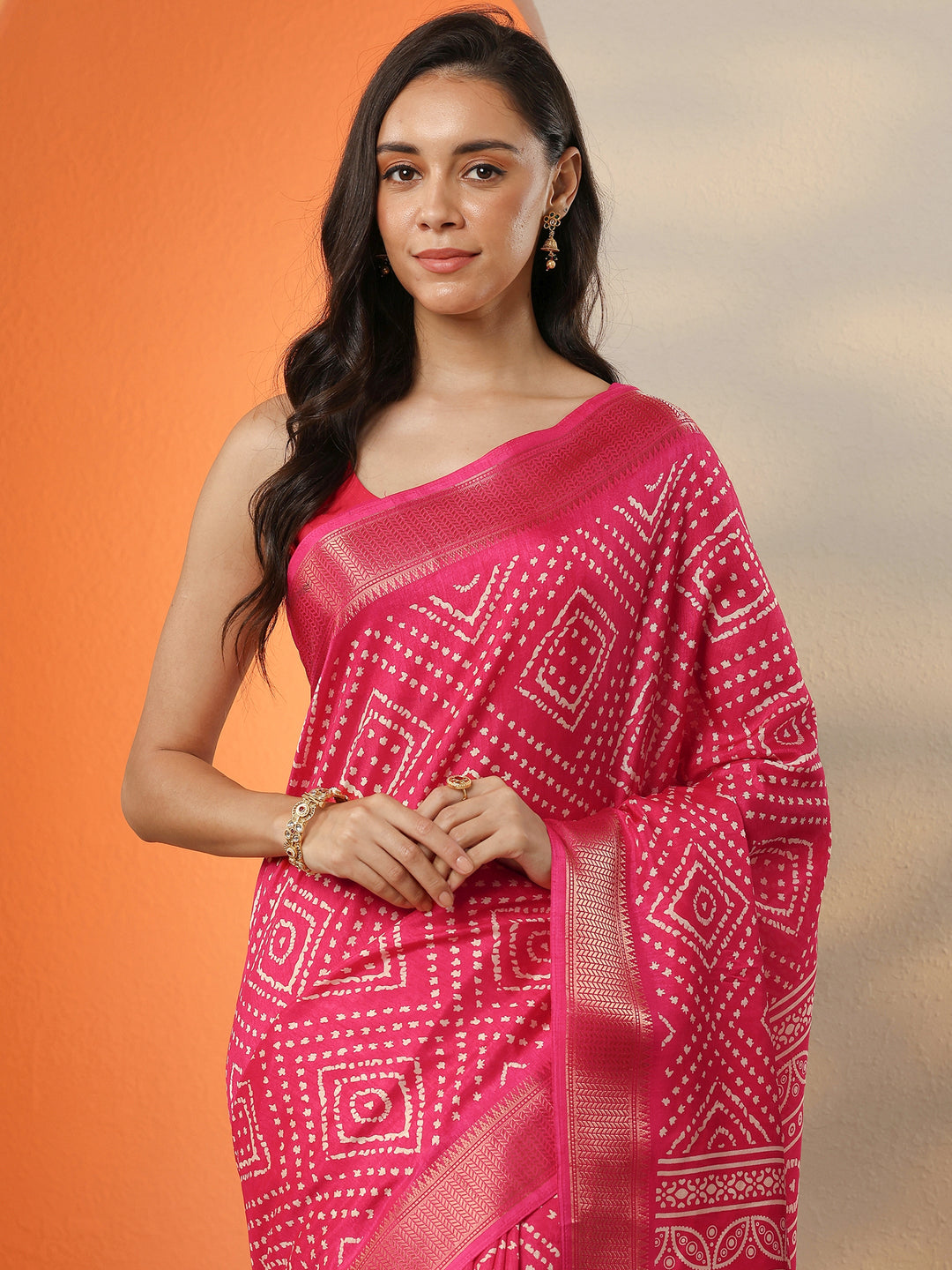 Pink Printed Silk Blend Saree With Unstitched Blouse Piece