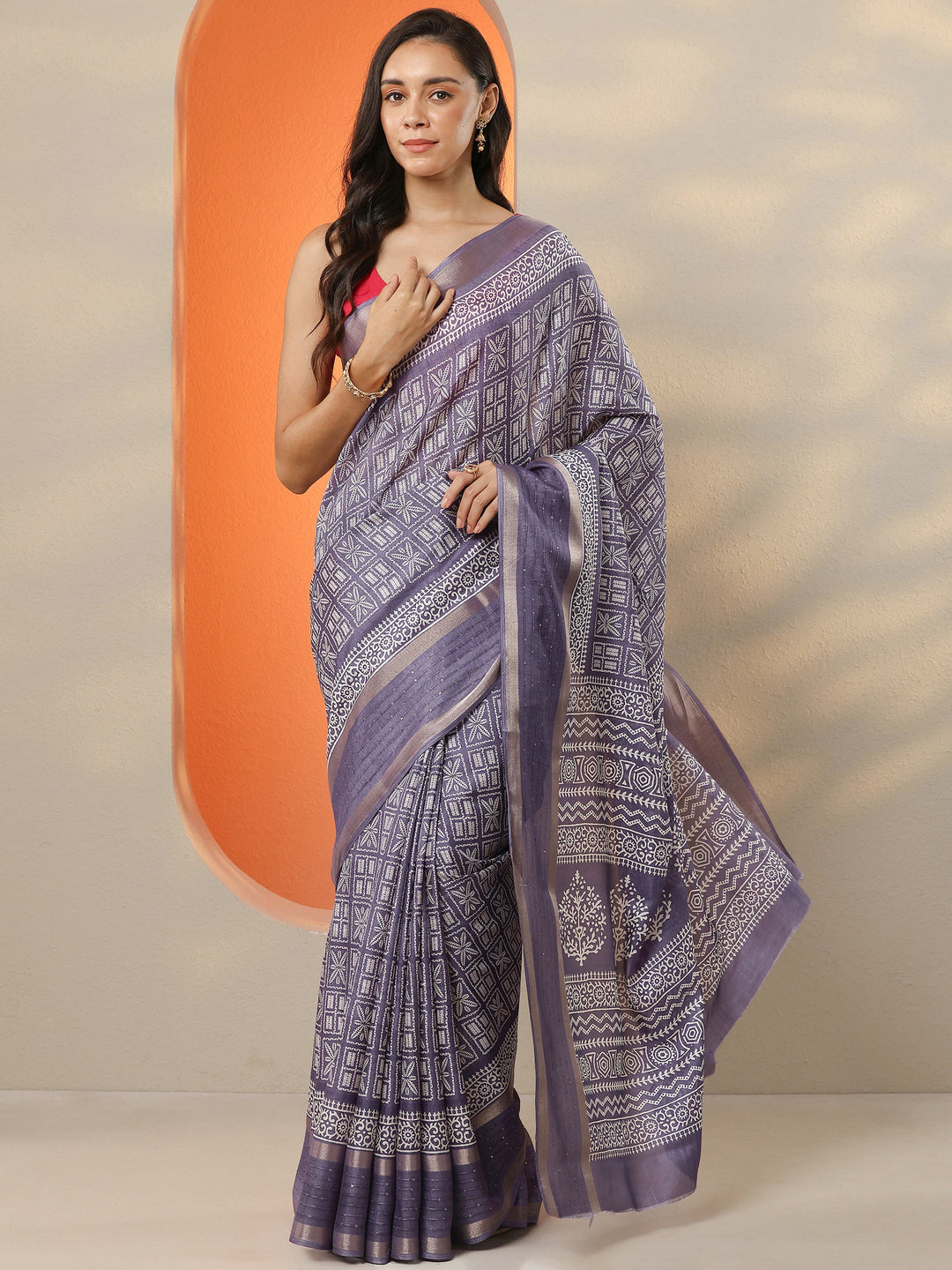 Lavender Printed Silk Blend Saree With Unstitched Blouse Piece