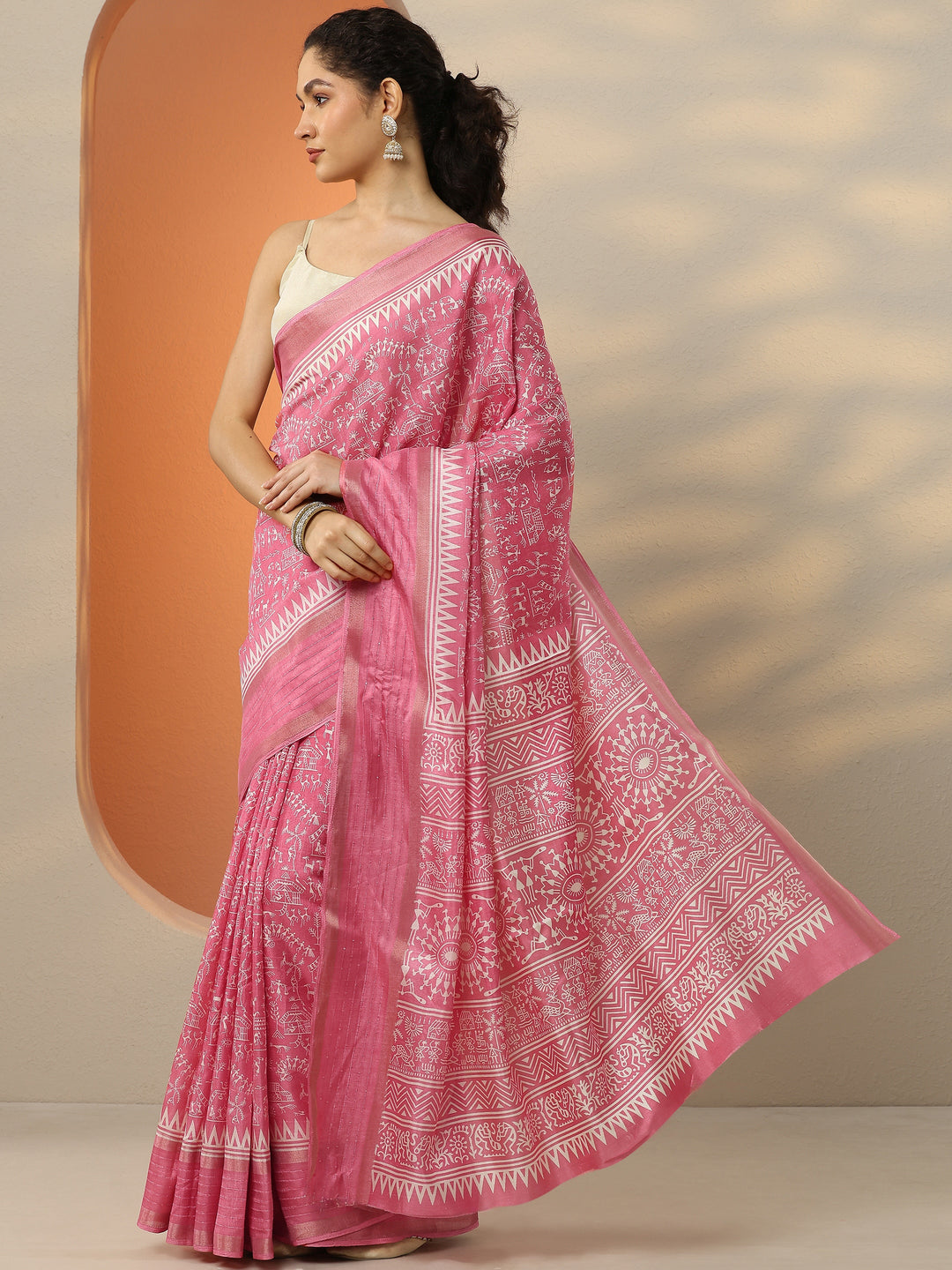 Coral Printed Silk Blend Saree With Unstitched Blouse Piece