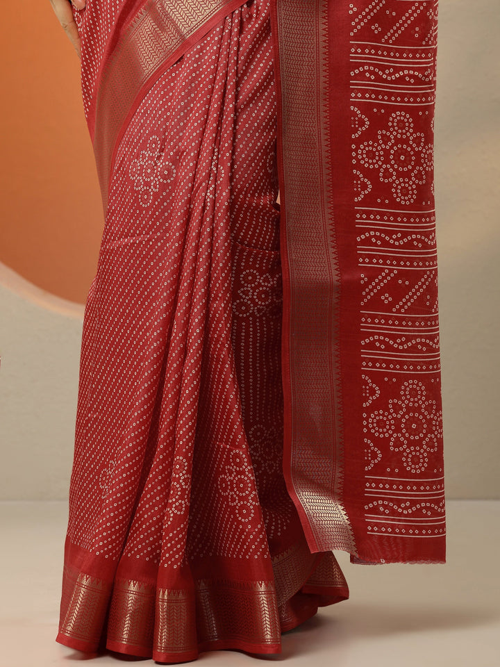 Red Bandhani Printed Silk Blend Saree With Unstitched Blouse Piece