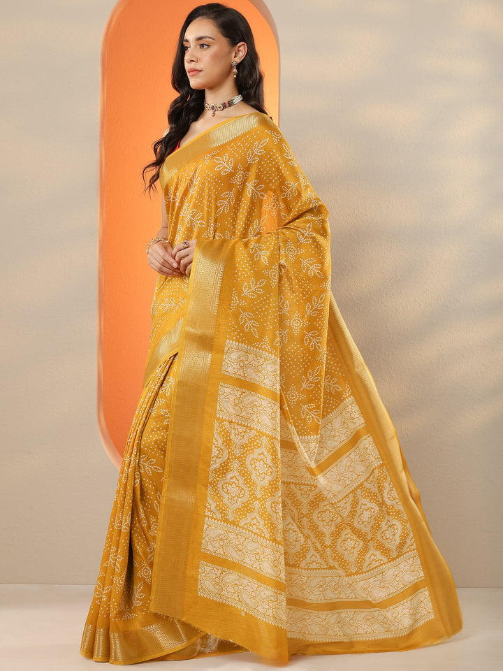 Mustard Bandhani Printed Silk Blend Saree With Unstitched Blouse Piece