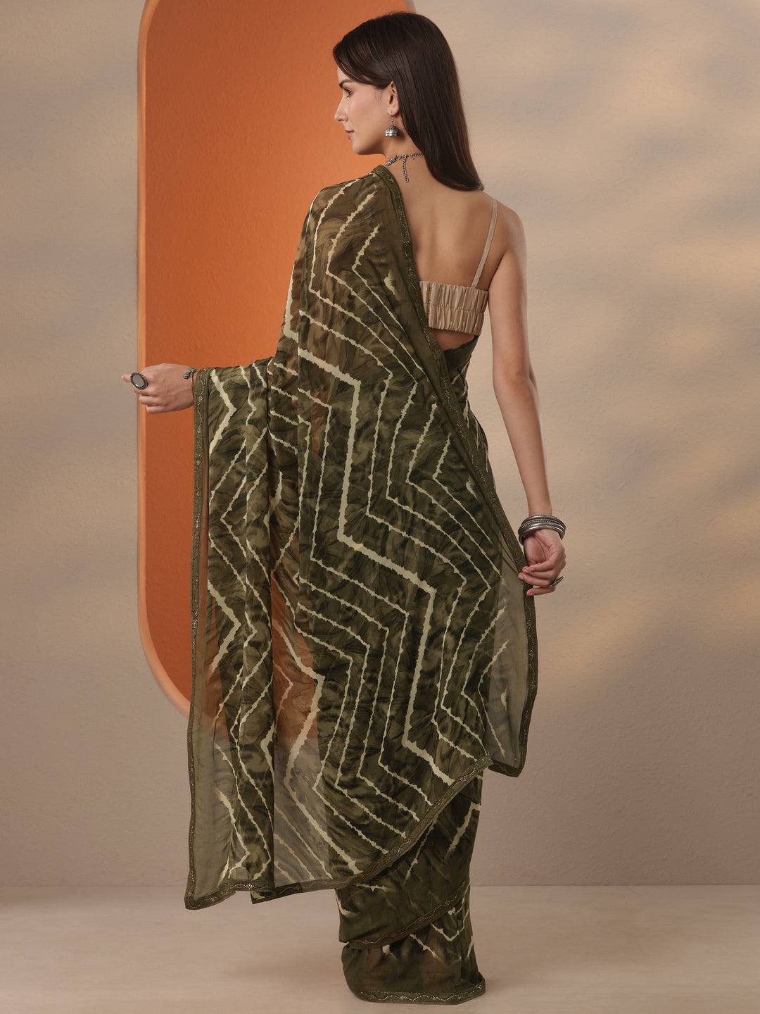 Green Leheriya Printed Georgette Saree With Unstitched Blouse Piece