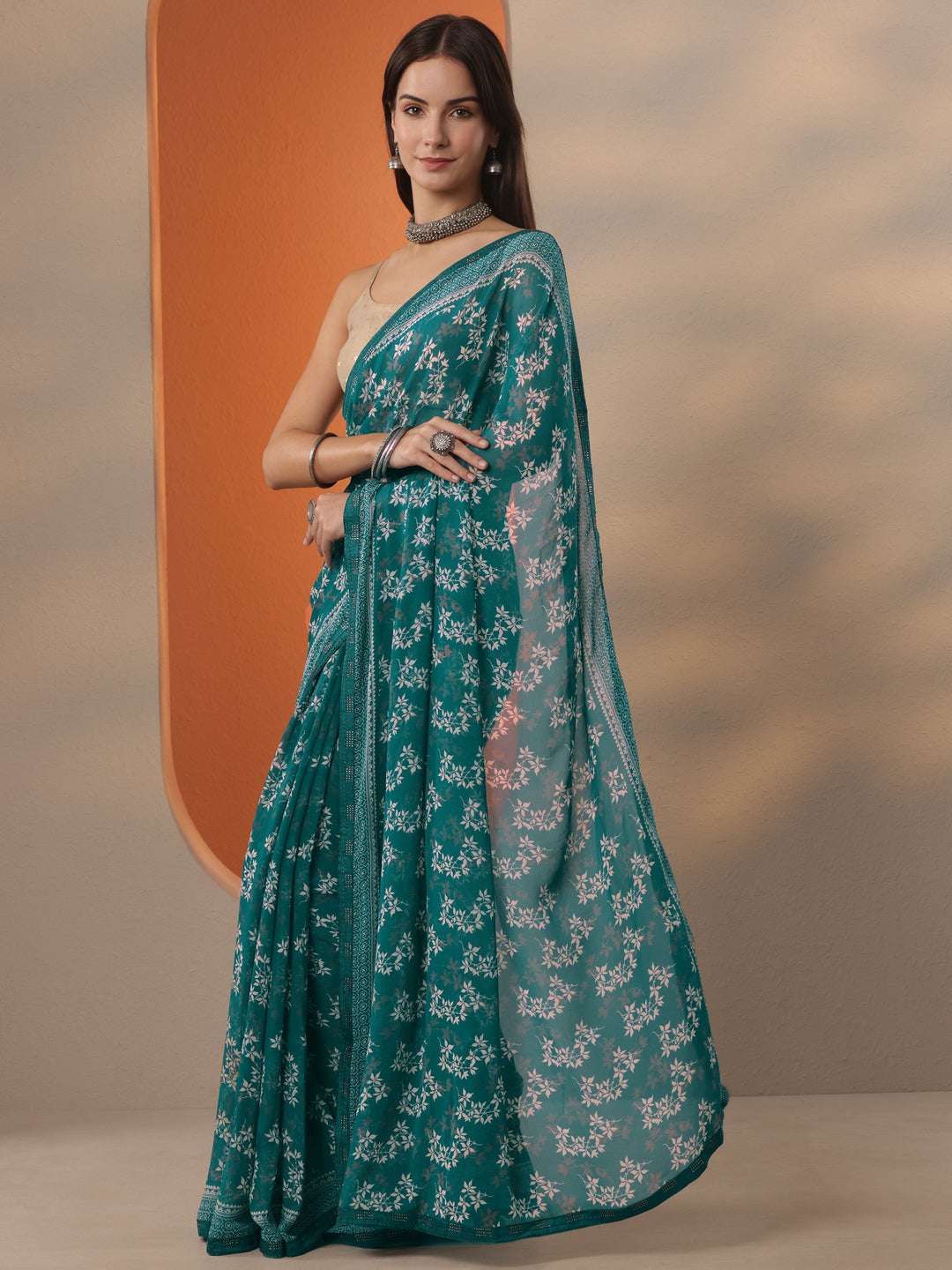Green Printed Georgette Saree With Unstitched Blouse Piece