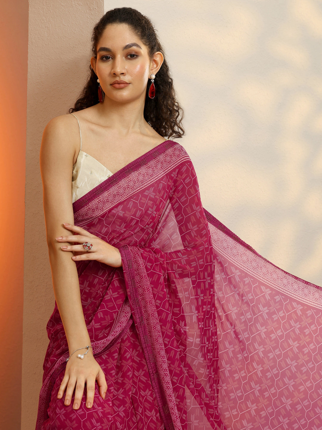 Red Printed Georgette Saree With Unstitched Blouse Picece