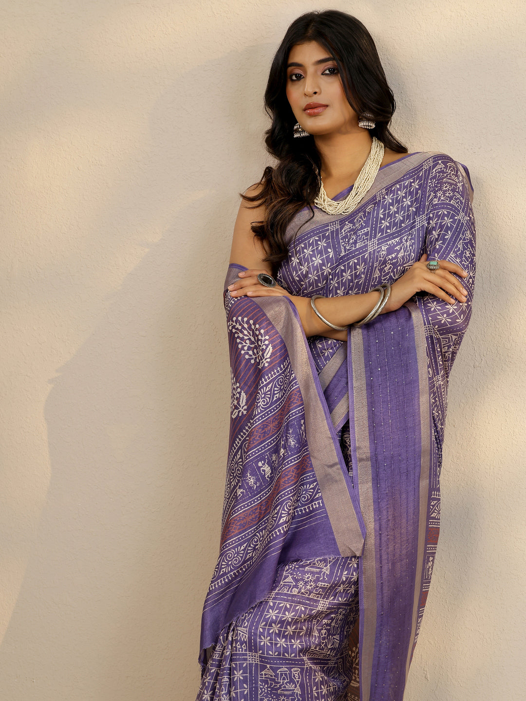 Purple Printed Silk Blend Saree With Unstitched Blouse Piece