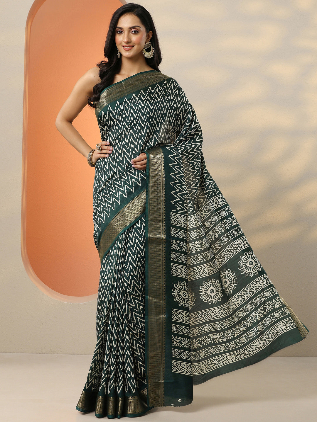 Green Leheriya Printed Silk Blend Saree With Unstitched Blouse Piece