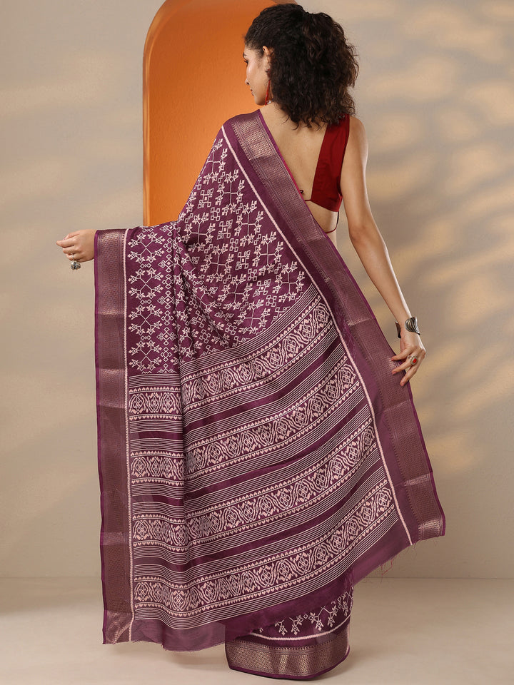 Burgundy Printed Silk Blend Saree With Unstitched Blouse Picece