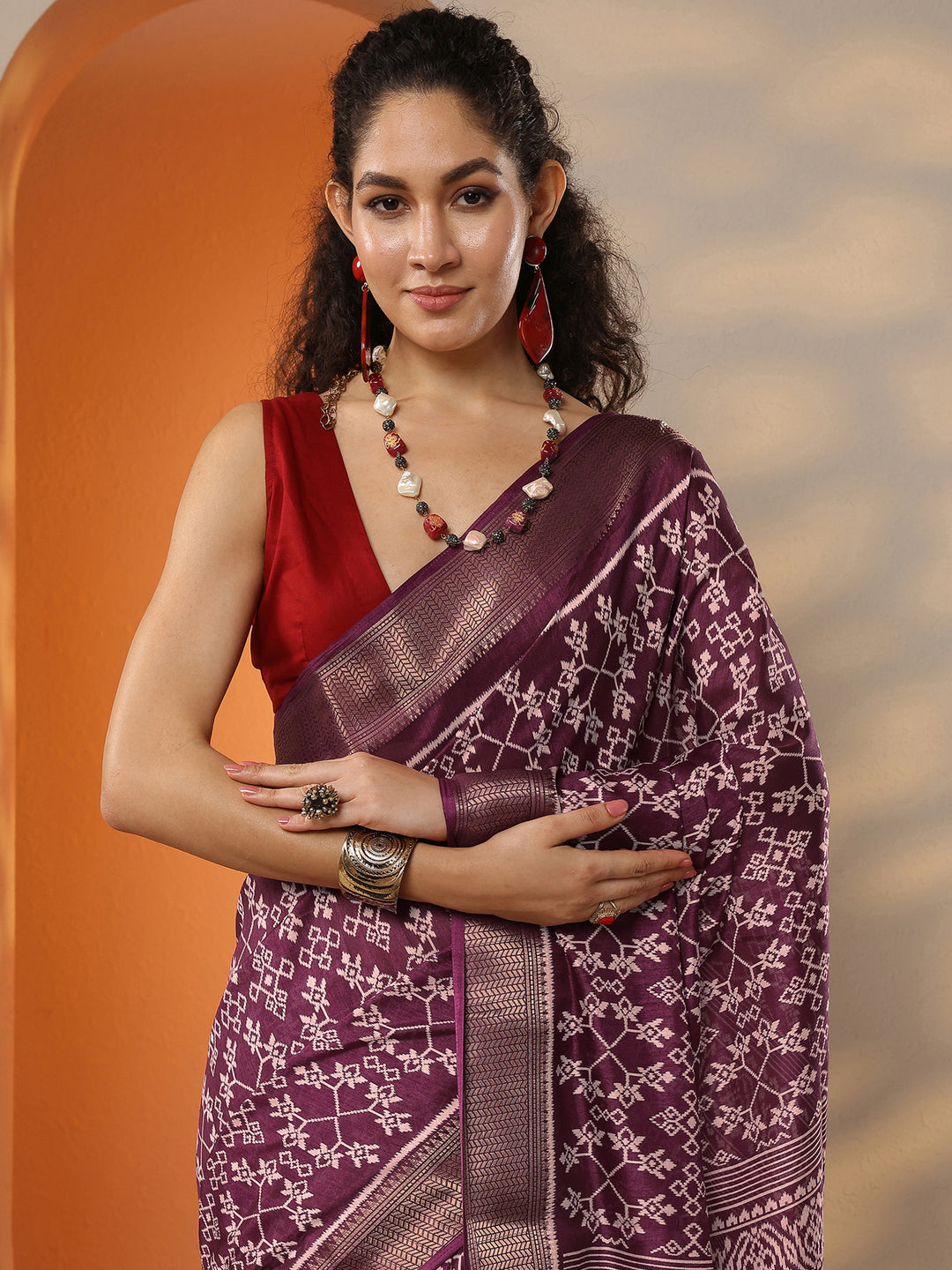 Burgundy Printed Silk Blend Saree With Unstitched Blouse Picece