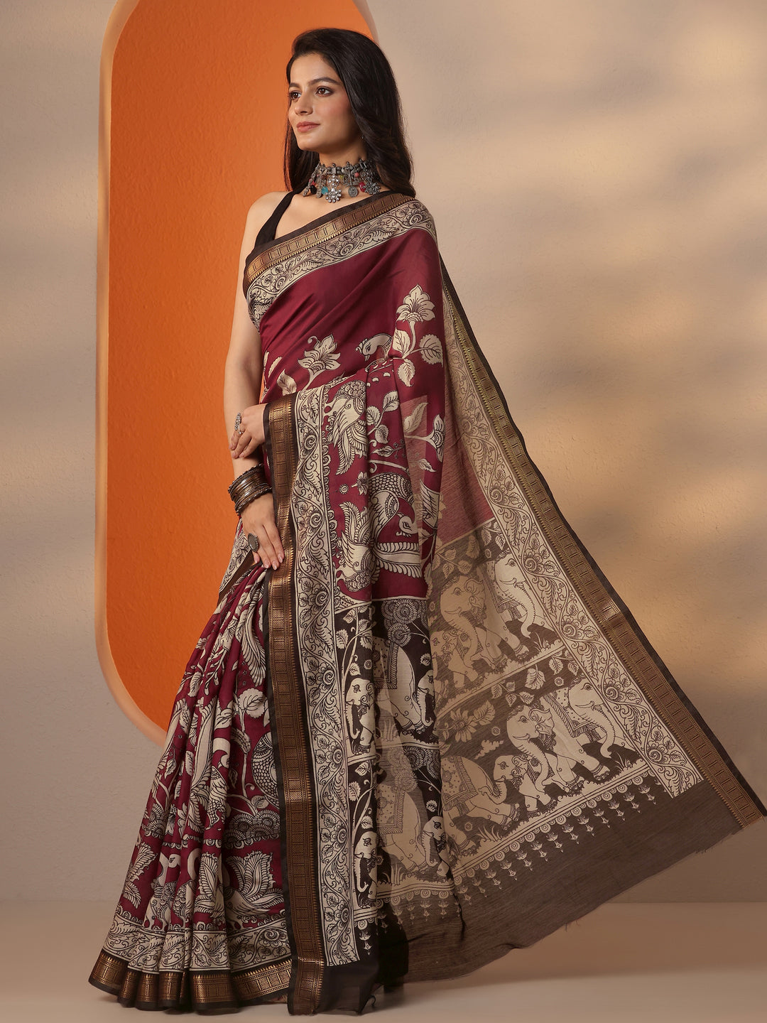 Maroon Printed Silk Blend Saree With Unstitched Blouse Piece