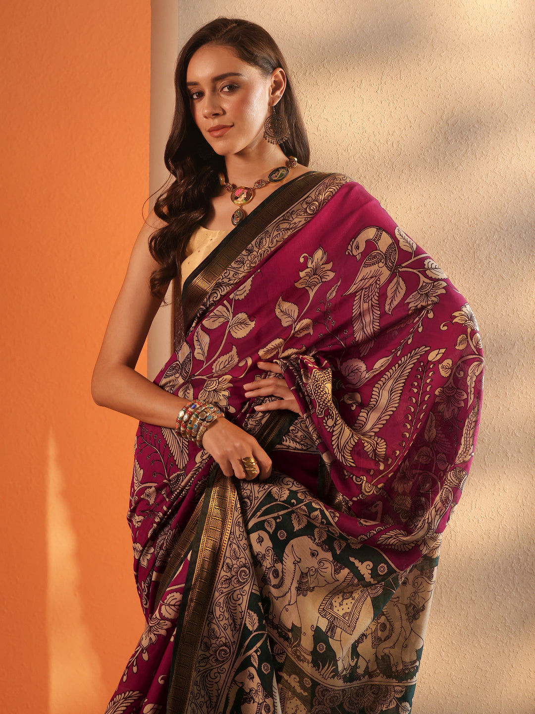 Pink Printed Silk Blend Saree With Unstitched Blouse Piece
