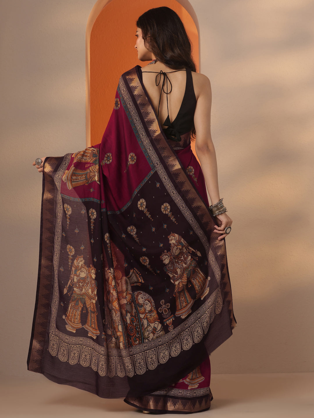 Red Printed Silk Blend Saree With Unstitched Blouse Piece