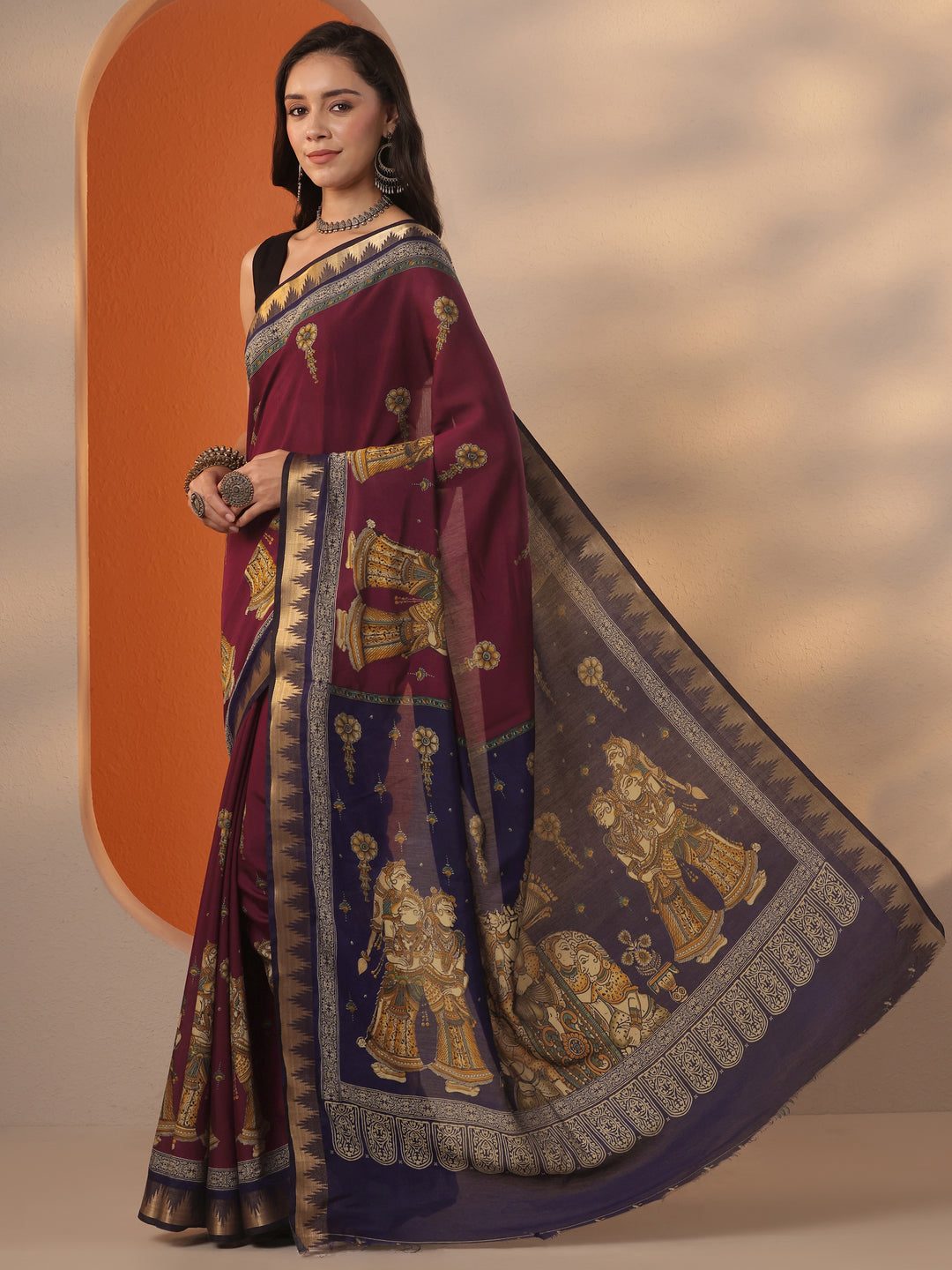 Maroon Printed Silk Blend Saree With Unstitched Blouse Piece