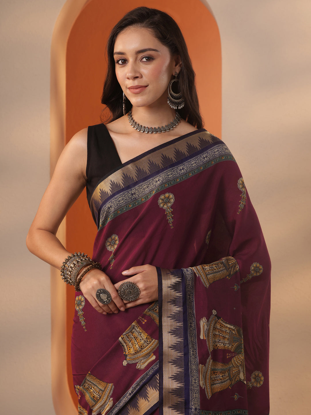 Maroon Printed Silk Blend Saree With Unstitched Blouse Piece