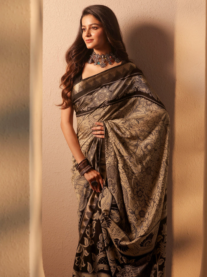 Beige Printed Silk Blend Saree With Unstitched Blouse Piece