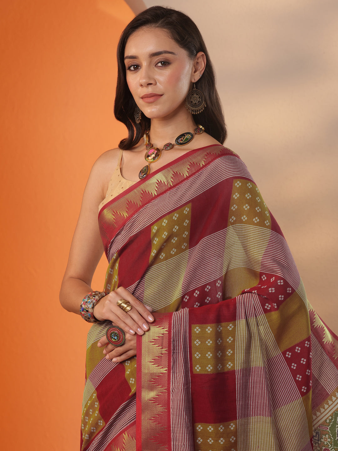Multi Printed Silk Blend Saree With Unstitched Blouse Piece