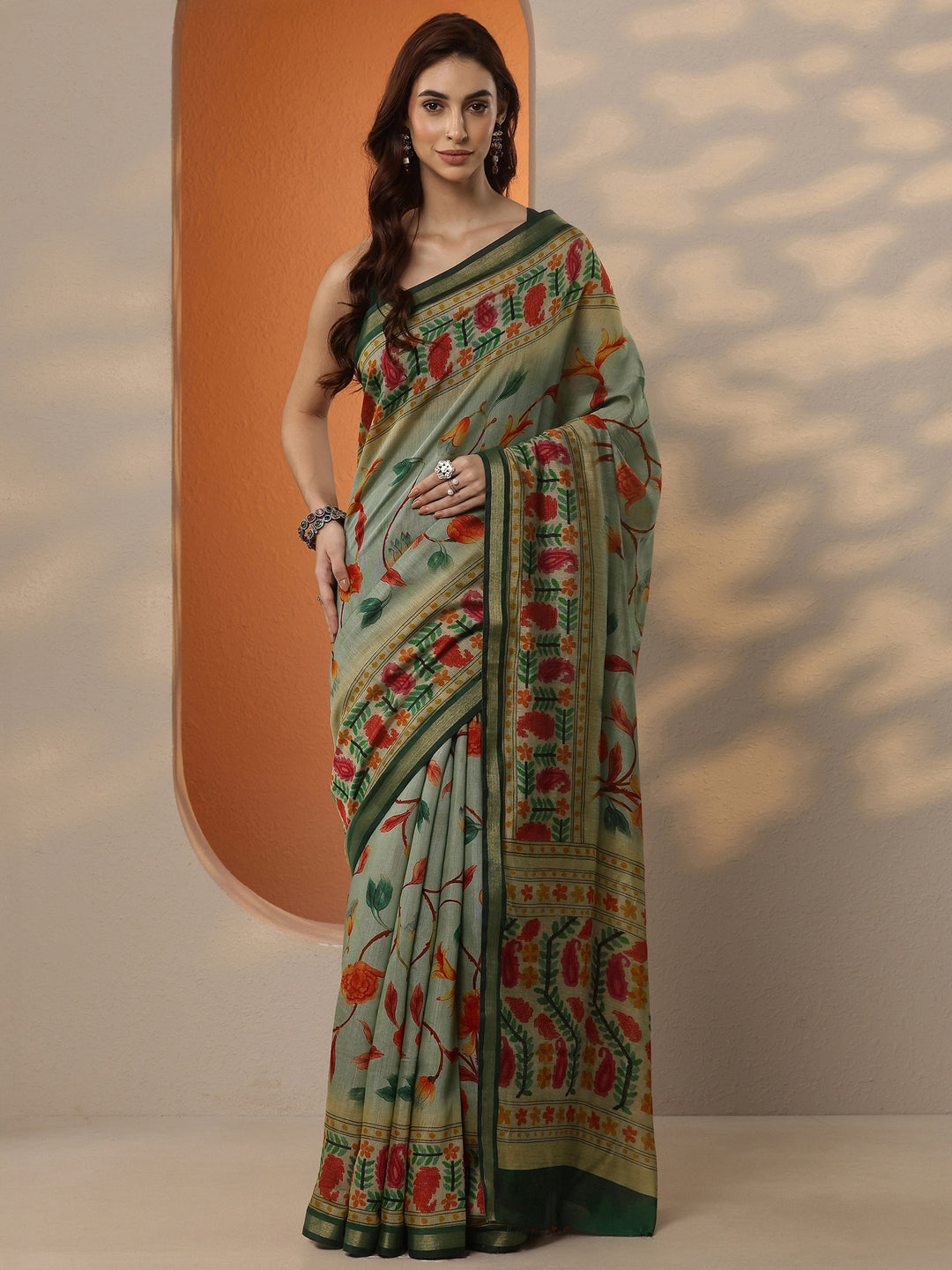 Green Printed Silk Blend Saree With Unstitched Blouse Piece