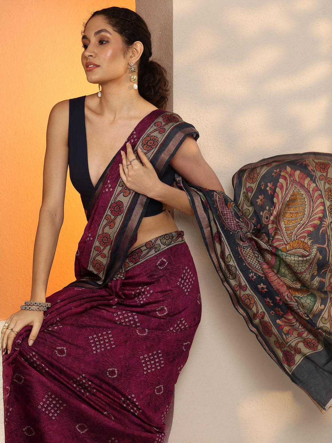 Pink Bandhani Printed Silk Blend Saree With Unstitched Blouse Piece