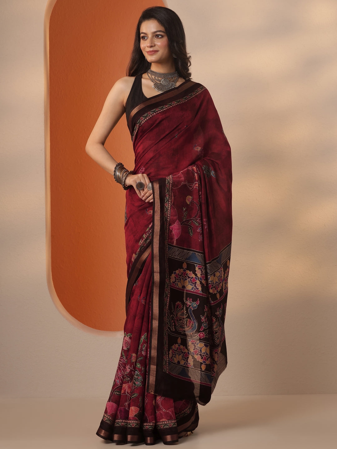 Brown Printed Silk Blend Saree With Unstitched Blouse Piece