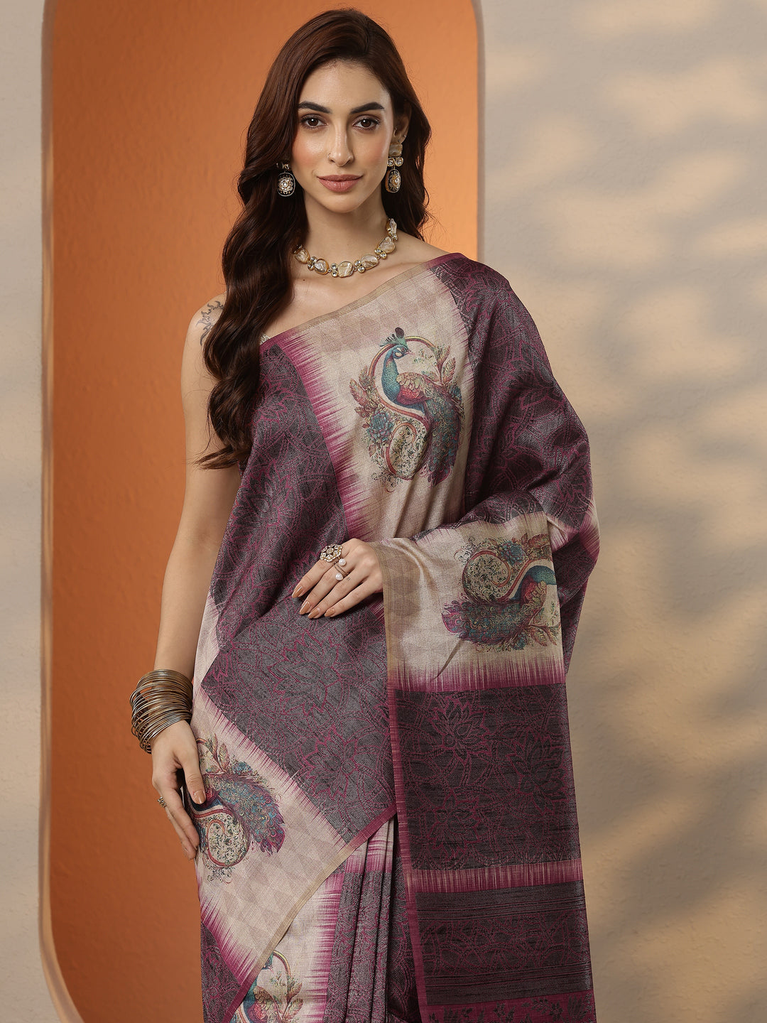 Beige Printed Silk Blend Saree With Unstitched Blouse Piece